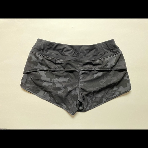 CRZ Yoga 2.5” Feathery-Fit Shorts - Picture 2 of 4